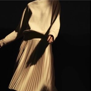 Uniqlo U Gold High Waisted Pleated Midi Skirt